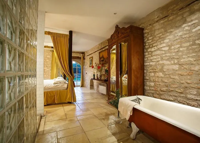 Chateau Du Raysse Holiday home