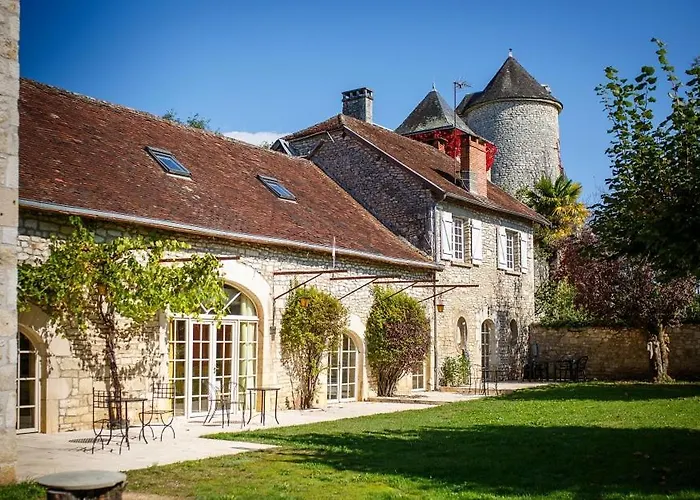 Chateau Du Raysse Holiday home *