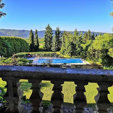 Hébergement de vacances Château Du Raysse *